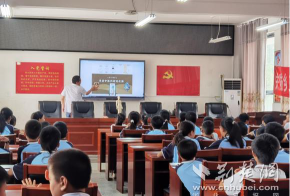 郧西县关防乡中心小学环境