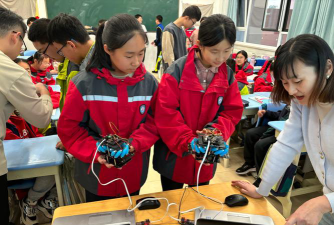 介休市义安镇第四初级中学校环境