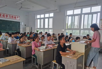 楚侯乡初级中学环境