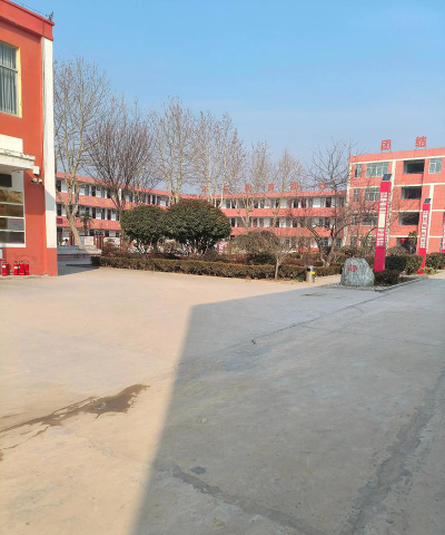 河南省安阳市内黄县城关镇第十二小学环境
