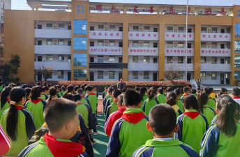房县城关镇花宝小学环境