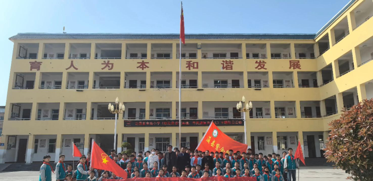 浚县白寺乡张寨中心校环境