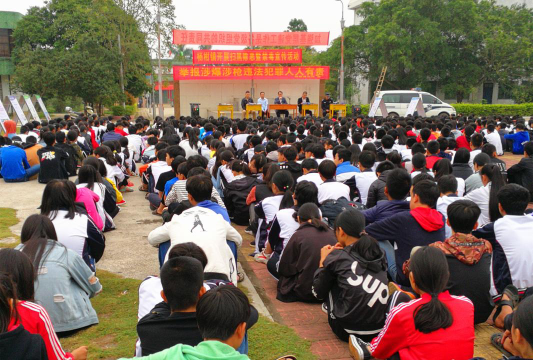 遂溪县杨柑镇龙眼小学环境