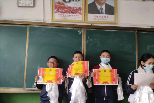 木嘎附设中学环境