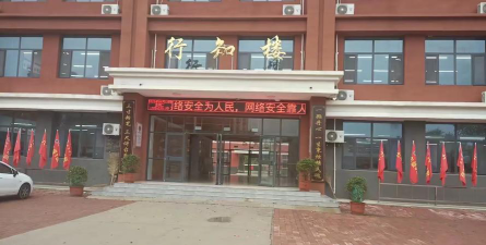 曲周县白寨乡中学环境