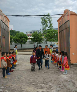 普顺学校幼儿园环境