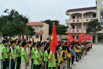 廉江市吉水镇梧村垌小学环境