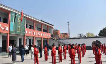 山西临汾市尧都区尧都文武学校环境