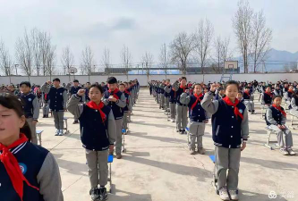 西向镇五街小学环境