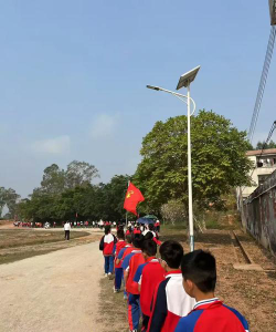 良垌镇鹤山小学环境