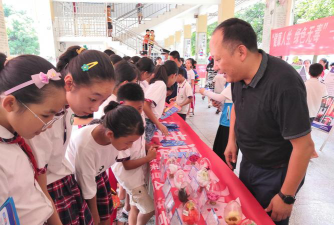 洋青镇中心小学环境