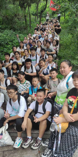 潍坊经济开发区登峰培训学校有限公司环境