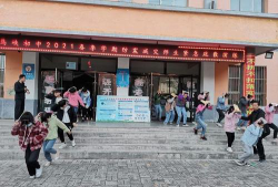 华亭县马峡初级中学环境