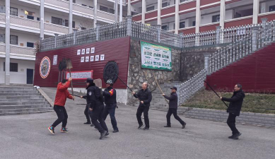 夷陵区下堡坪乡下堡坪中心完全小学