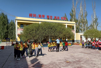 尉犁县古勒巴格乡阿克其克中学