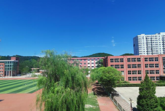 朔州市平鲁区井坪镇育英学校