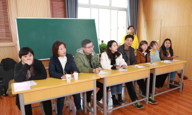 西安市碑林区现代非凡多语培训学校有限公司户外活动场地
