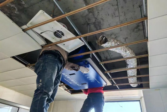 内蒙古商贸职业学院户外活动场地