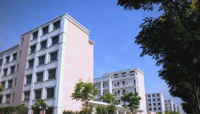 江苏省宿迁卫生中等专业学校户外活动场地