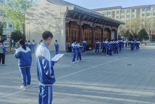 庄浪县刘庙中学户外活动场地
