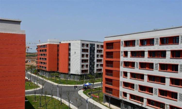 武汉城市学院户外活动场地