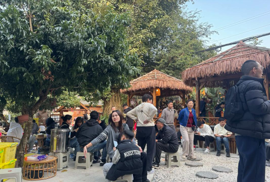 西双版纳云上艺术培训有限公司户外活动场地