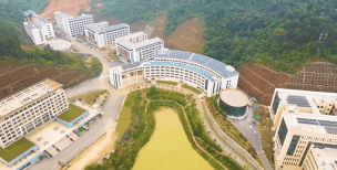 百色学院户外活动场地