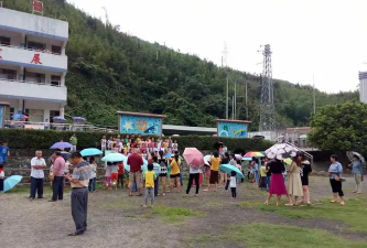 坳仔中心小学户外活动场地