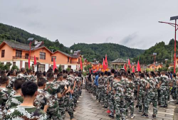 武定县发窝中学户外活动场地
