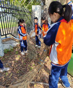 白垢中心小学户外活动场地