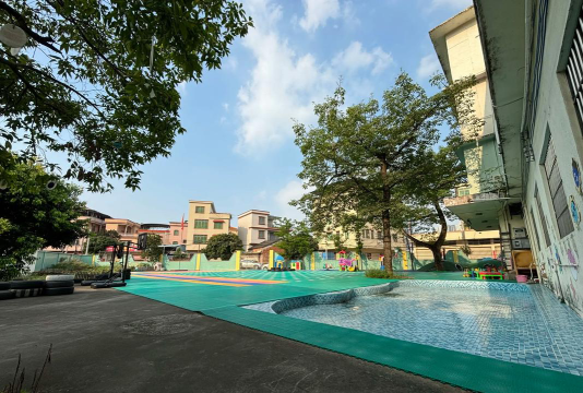 肇庆市鼎湖区沙浦雏鹰幼儿园户外活动场地