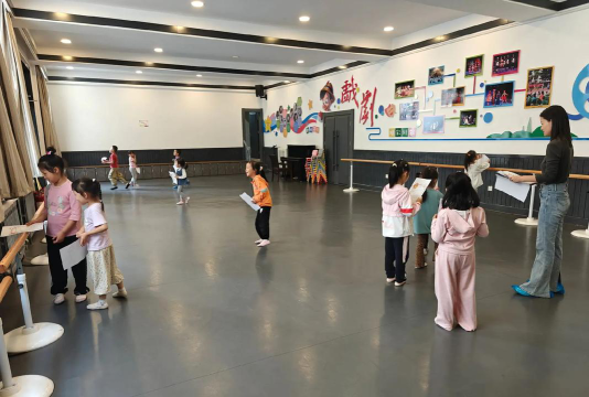 甘肃演艺集团艺术培训学校有限公司户外活动场地