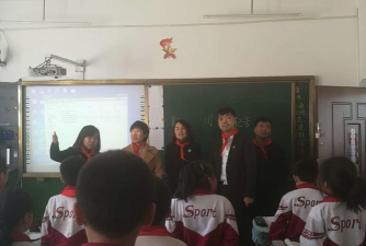辽阳小屯镇中学户外活动场地