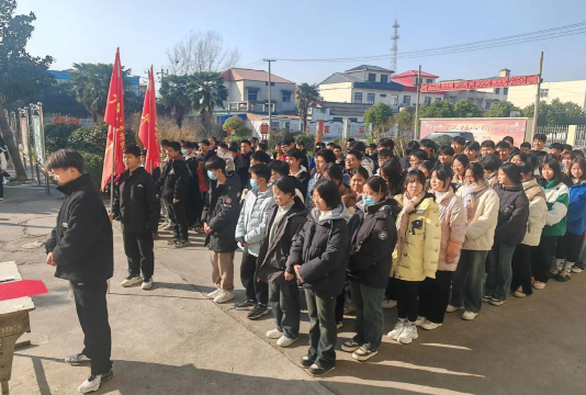 东大道乡初级中学户外活动场地