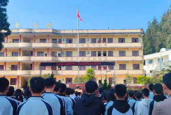 马关三中户外活动场地