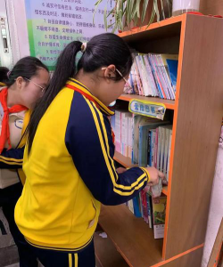 枫朗镇中心小学户外活动场地