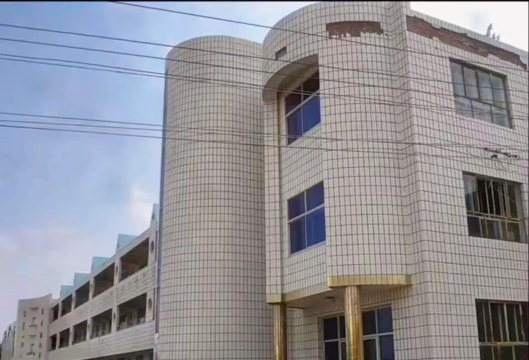 乌拉特中旗乌加河镇中心校户外活动场地