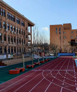 十五中学户外活动场地