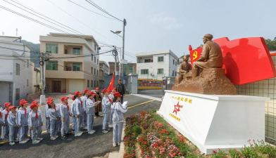 仁居中心小学户外活动场地