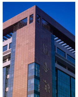 台中市立崇伦国中户外活动场地