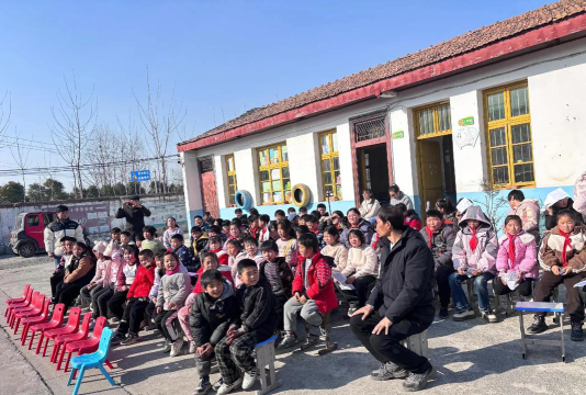 练村镇中心小学户外活动场地
