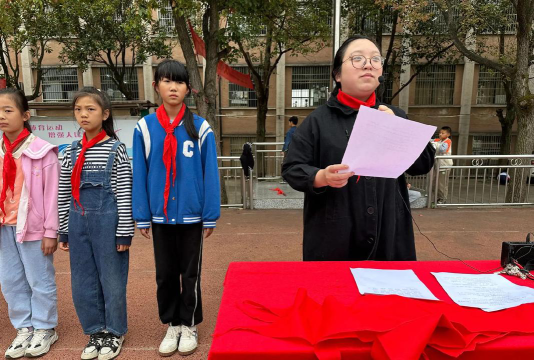 古吕镇一完小户外活动场地