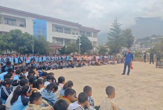 宾川县平川镇古底初级中学户外活动场地