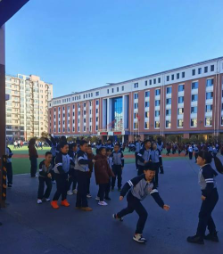 佳木斯市郊区松江学校户外活动场地