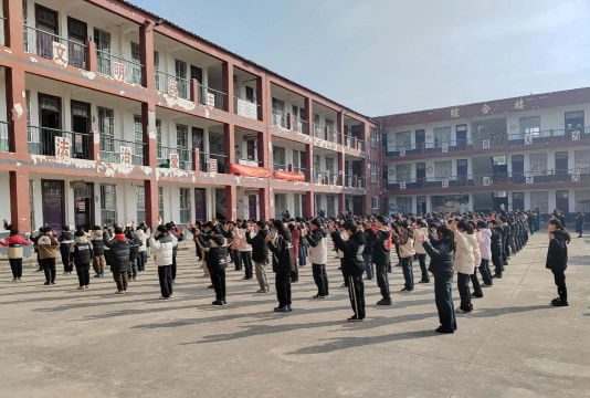 合肥市瑶海区磨店乡张店小学户外活动场地