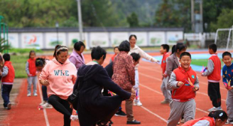 淳安县枫树岭镇中心小学户外活动场地