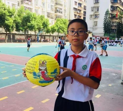 肇庆市第十三小学户外活动场地