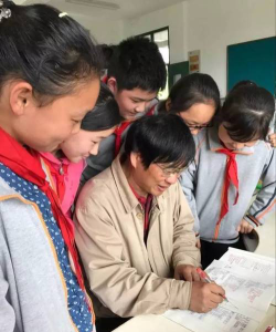 邵厂学校户外活动场地