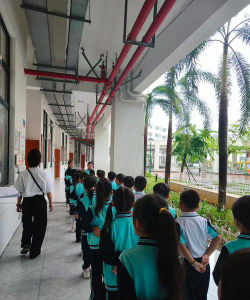 新海学校户外活动场地