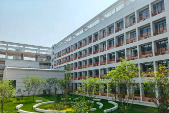 绿华学校户外活动场地
